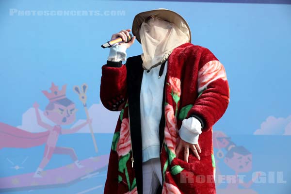 BAD BUNNY - 2019-07-21 - PARIS - Hippodrome de Longchamp - Main Stage 2 - 